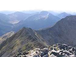 Carn Mor Dearg Arete: острый путь к Ben Nevis
