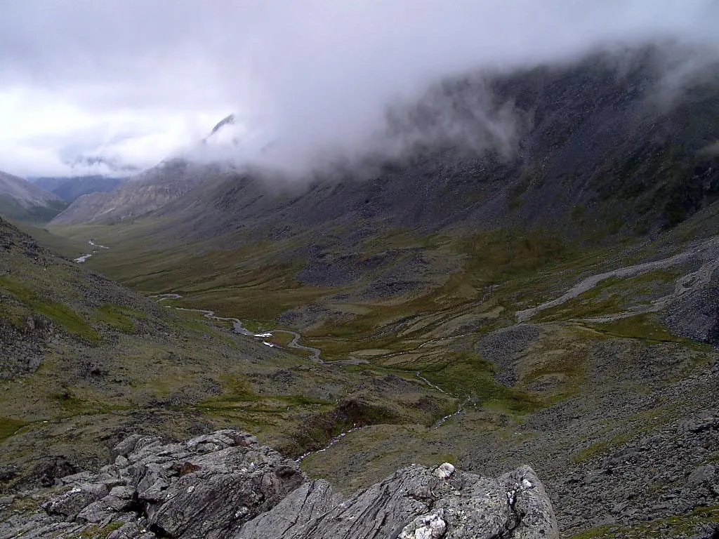 Khoyto-Gol–Bogo-Bulnay–Ara-Oshey Trek, May 2011